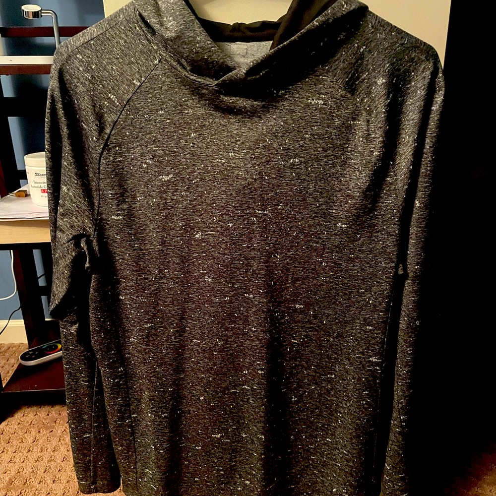 Brand new wore once or twice lululemon drysense hoodie